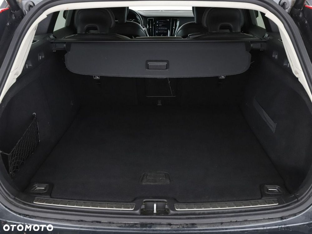Volvo V60 D4 Geartronic Momentum Pro - 20