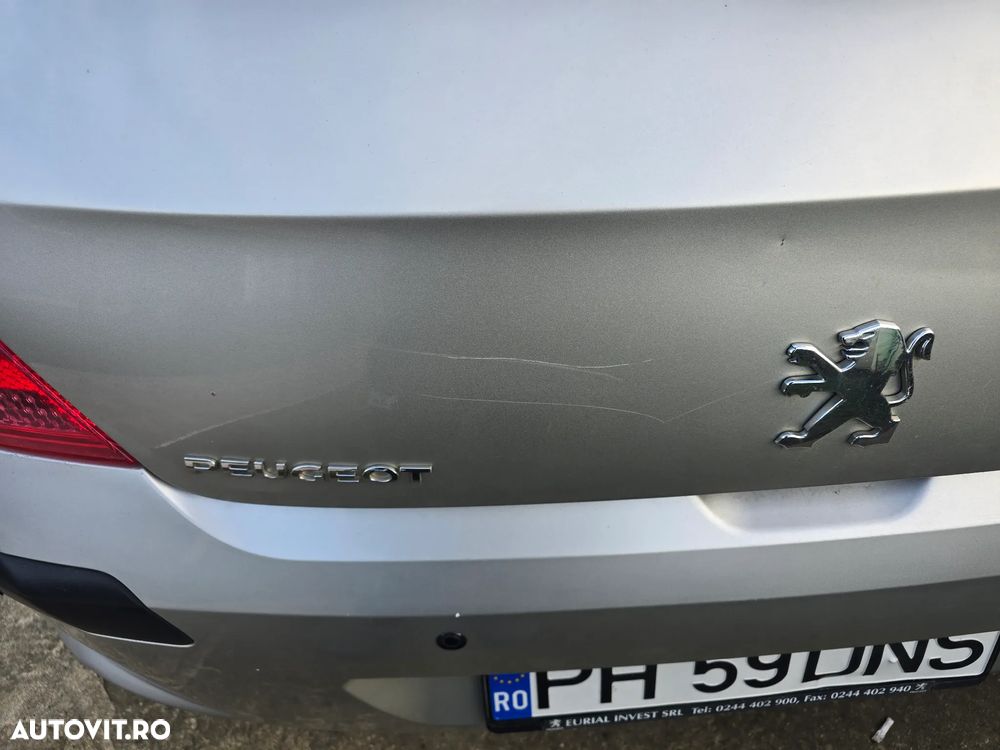 Peugeot 308 1.6E Confort Pack - 11