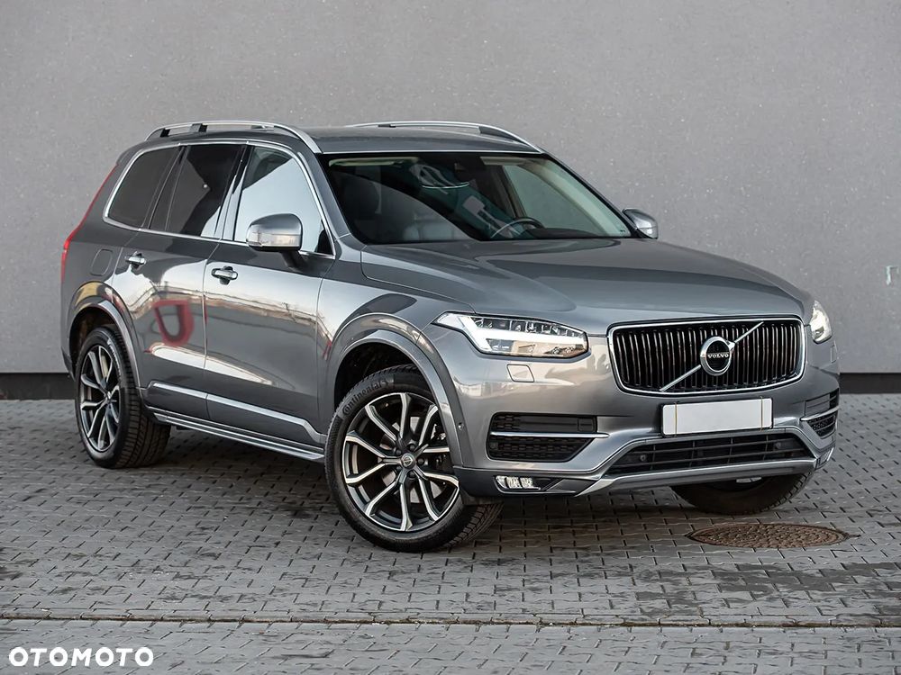 Volvo XC 90 - 1