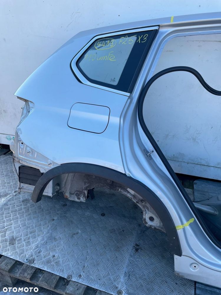 Blotnik cwiartka szyba listwa prawy tyl 354/7 TITANSILBER BMW X3 F25 ORG - 5