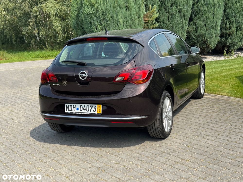 Opel Astra - 12