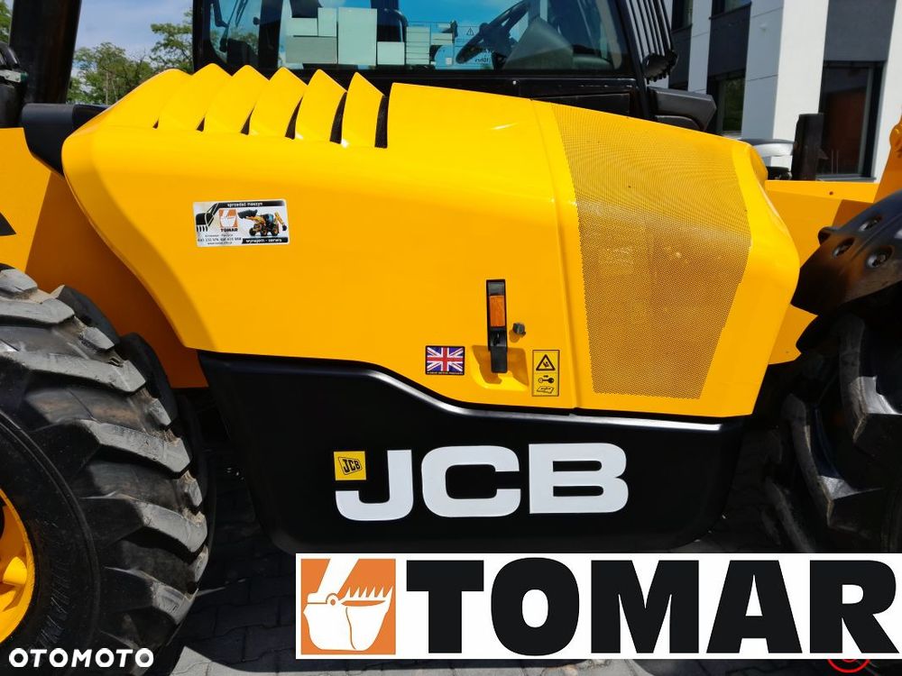 JCB 540-200 2023r - 11