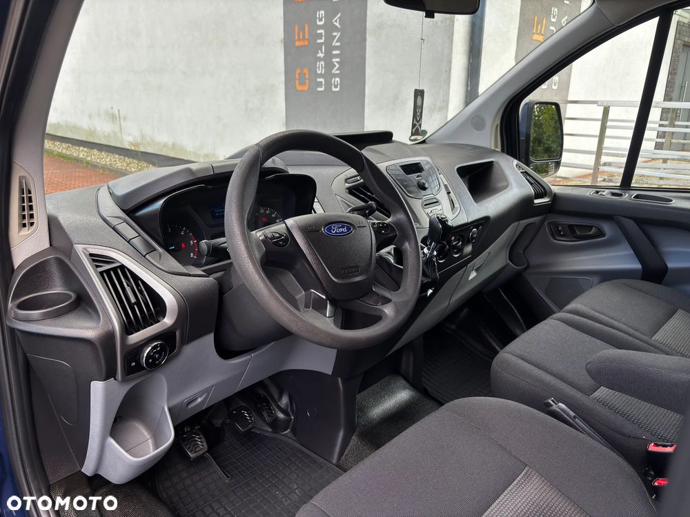 Ford TRANSIT CUSTOM - 7