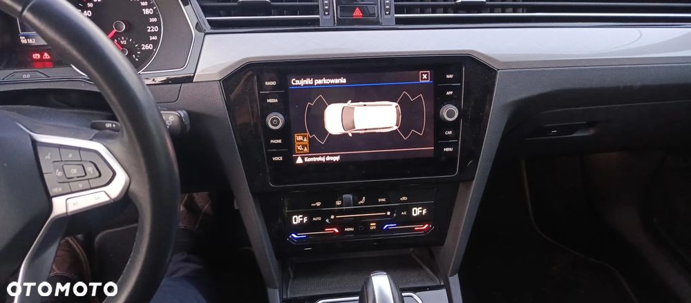 Volkswagen Passat 1.5 TSI EVO Business DSG - 6