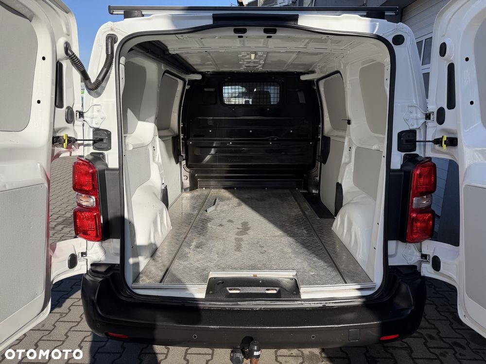 Peugeot Expert Plus - 25