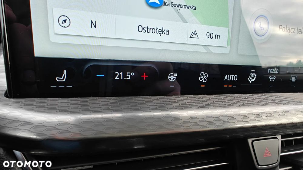 Ford Kuga 2.5 Duratec FHEV TITANIUM - 36