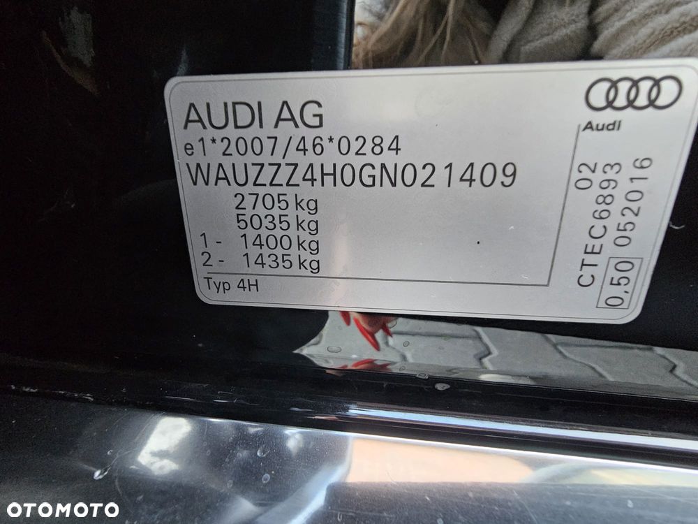 Audi A8 2016 photo 5
