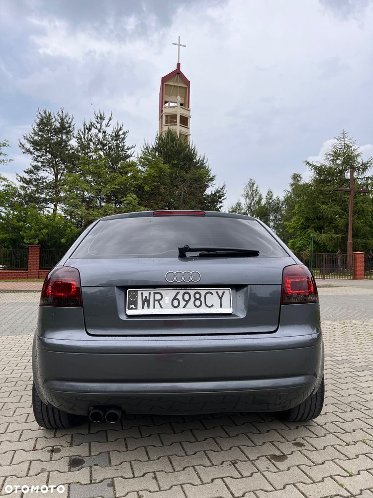 Audi A3 2.0 FSI Ambition - 2