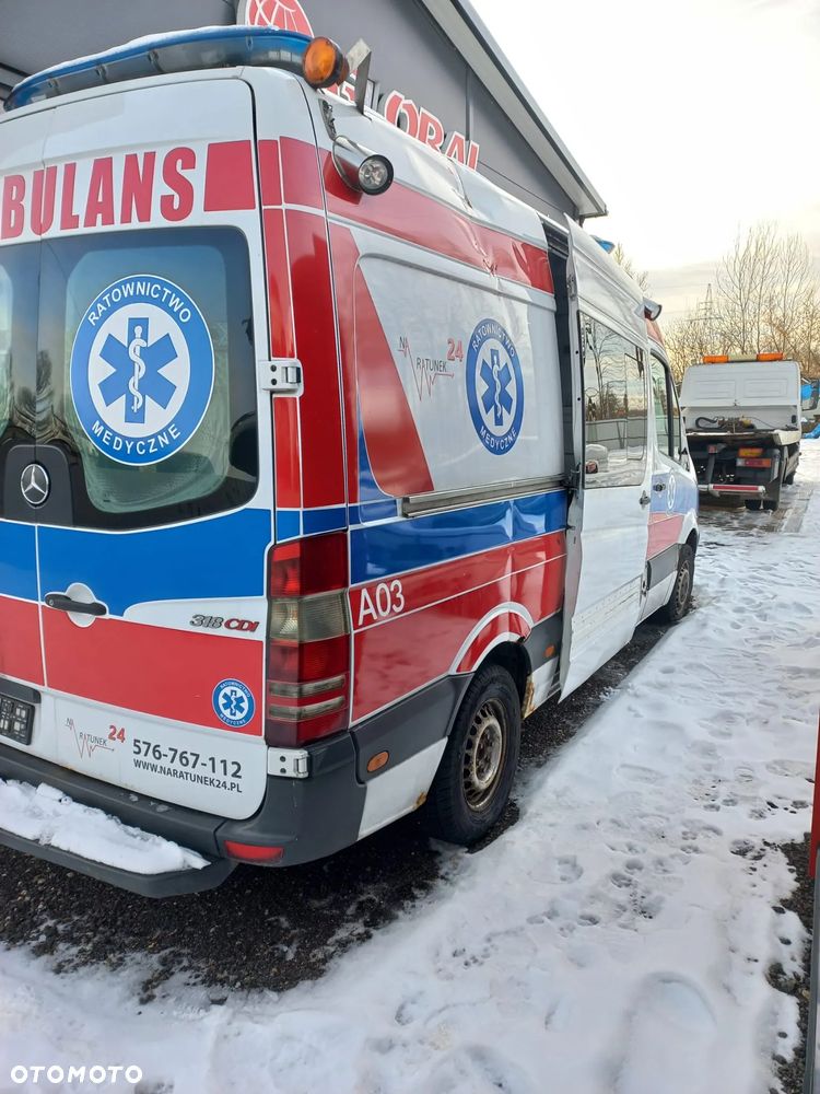 Mercedes Sprinter 3.0 ambulans na czesci - 5
