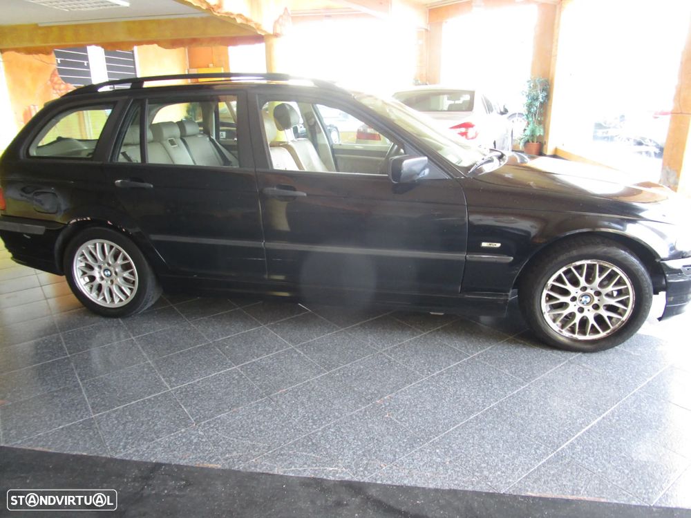 BMW 320 d Navigator II - 3