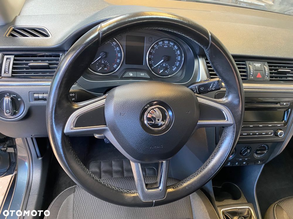 Skoda RAPID - 25