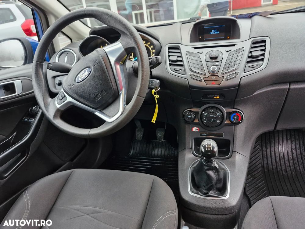 Ford Fiesta 1.0 Start-Stop Champions Edition - 5