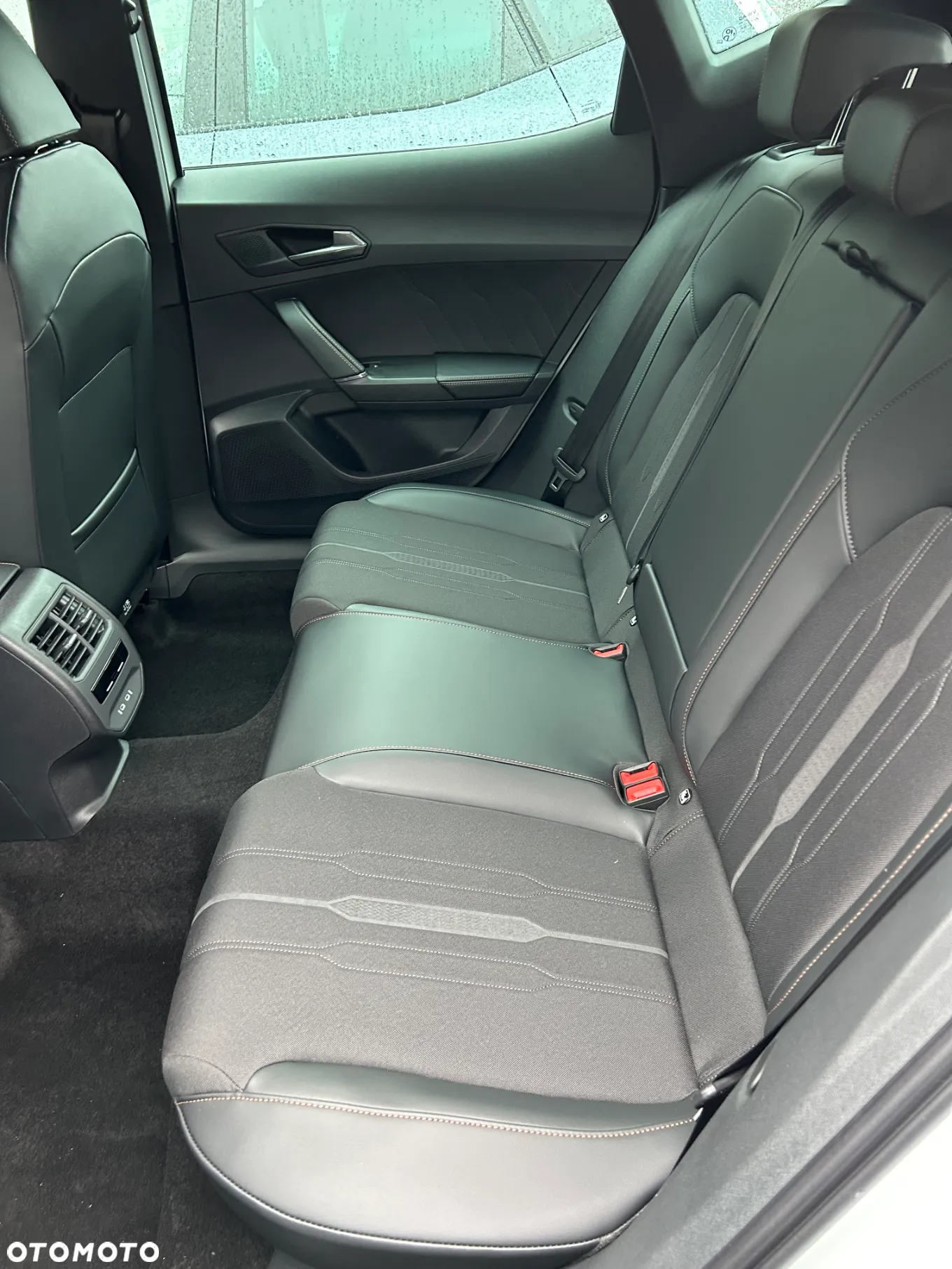 Cupra Formentor 1.4 e-Hybrid DSG - 11