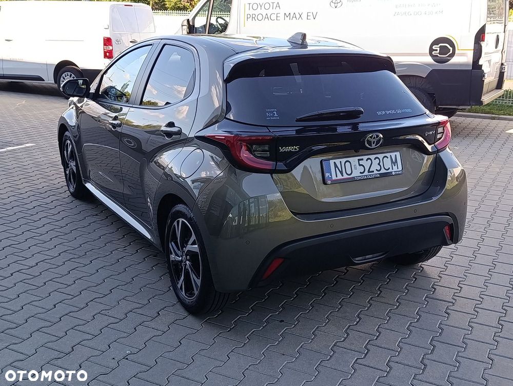 Toyota Yaris Hybrid 1.5 Style - 12
