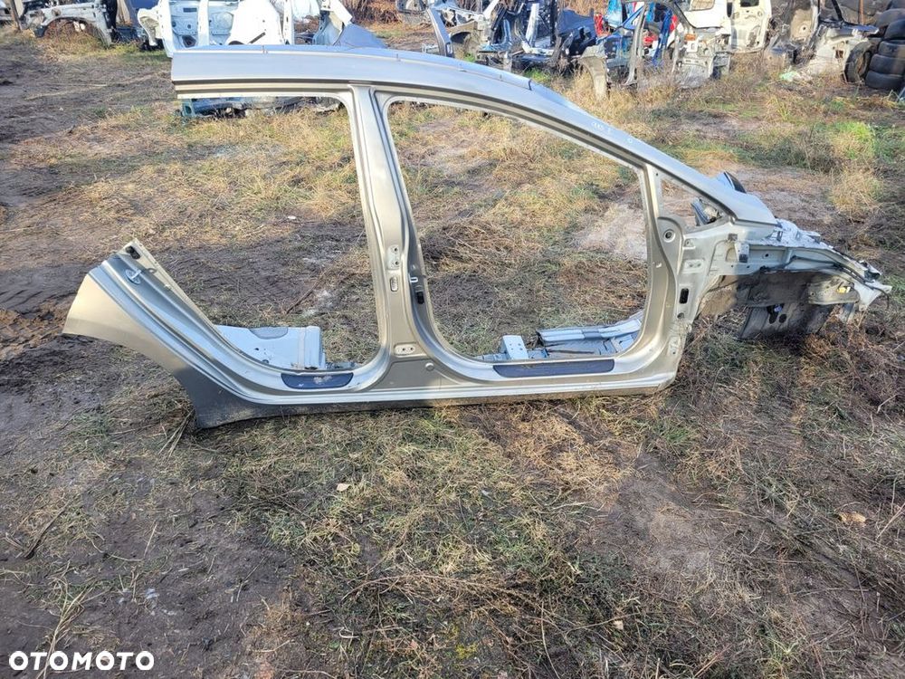 KIA CEED II ĆWIARTKA PRAWA PRZÓD PODŁUŻNICA FARTUCH - 1