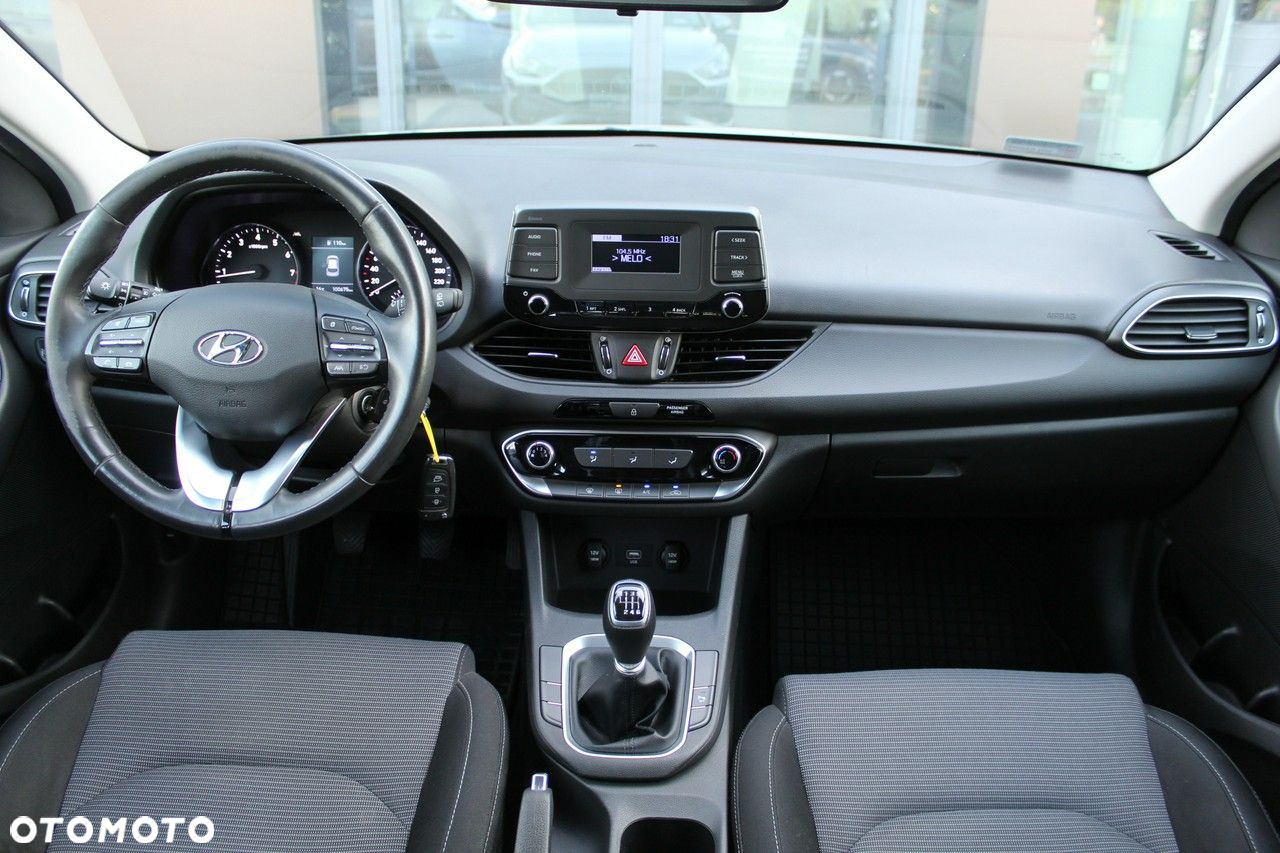 Hyundai i30 - 24