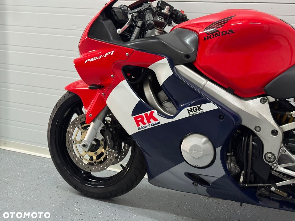 Honda CBR - 18