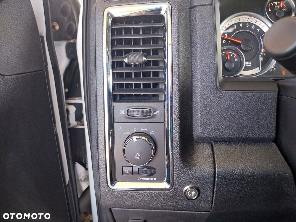 Dodge RAM - 29