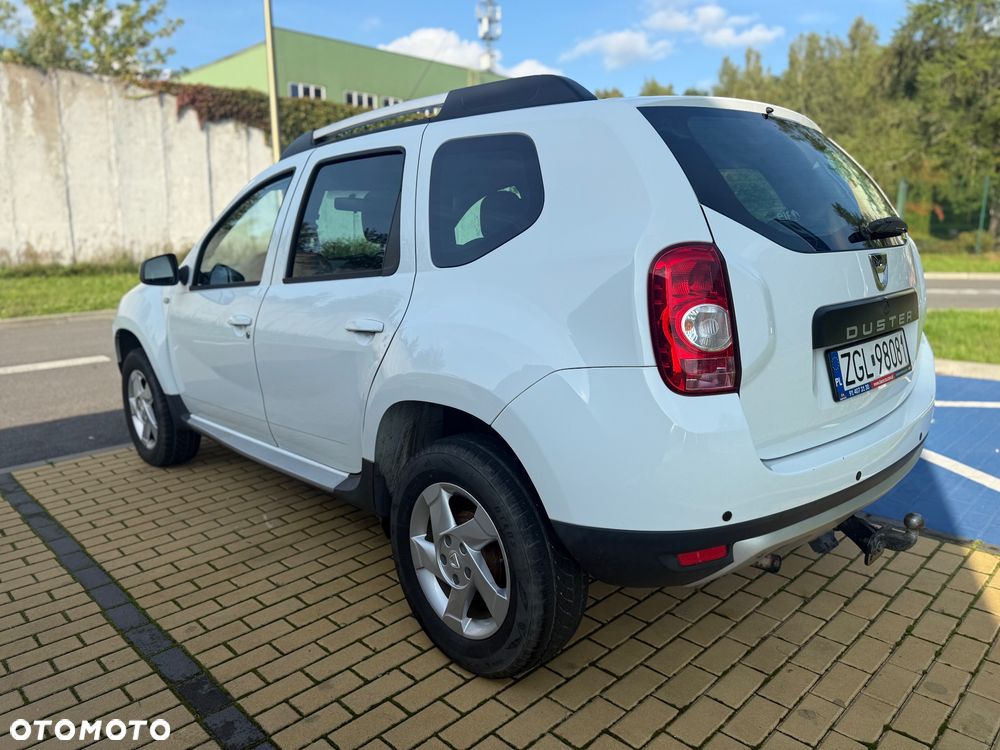 Dacia Duster 1.6 16V 4x2 Prestige - 8