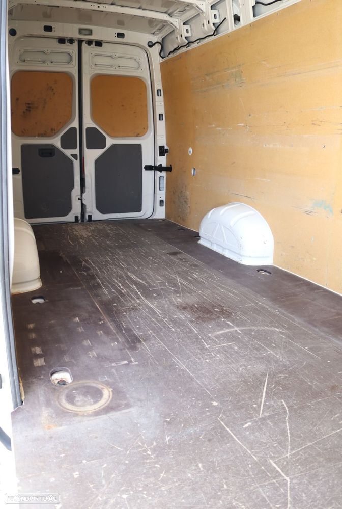 VW Crafter 2.0TDi ExtraLonga C/Iva Incluído - 13