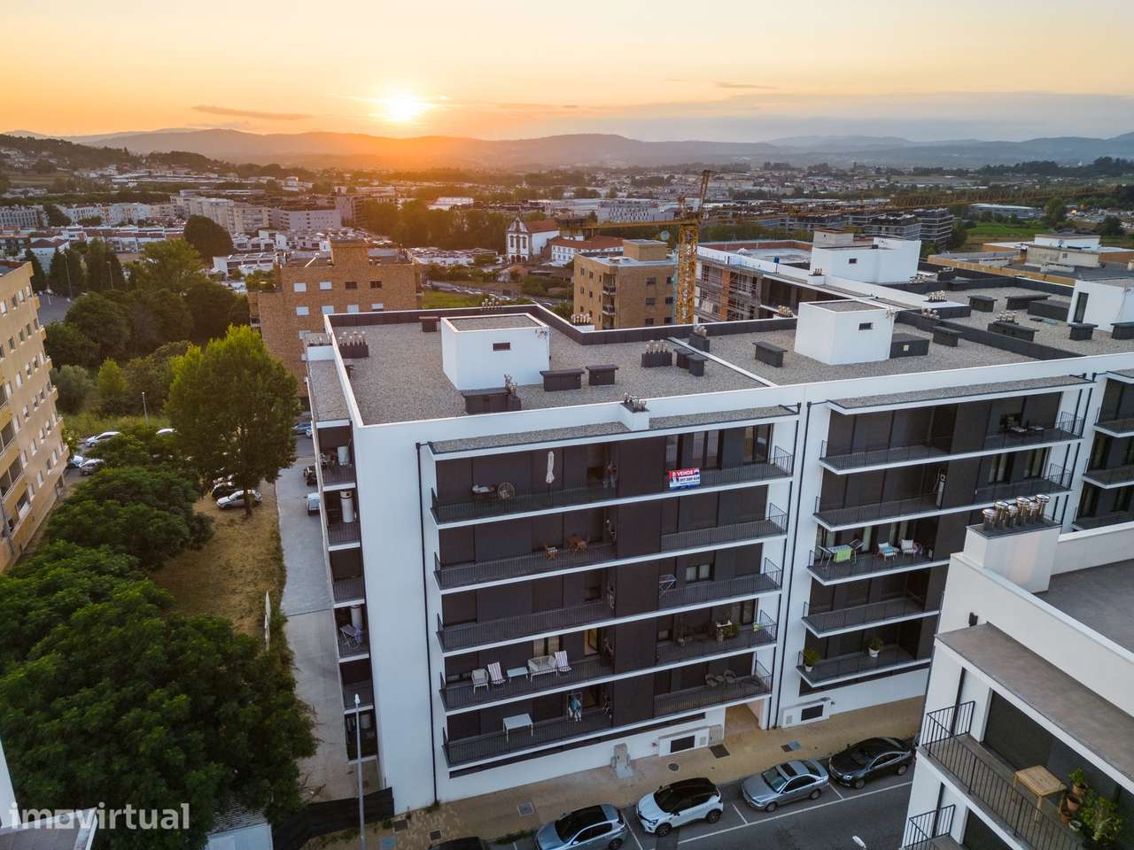 Exclusivo T3 Novo no Último Piso | 196 m² | Duas Frentes - Grande imagem: 2/61