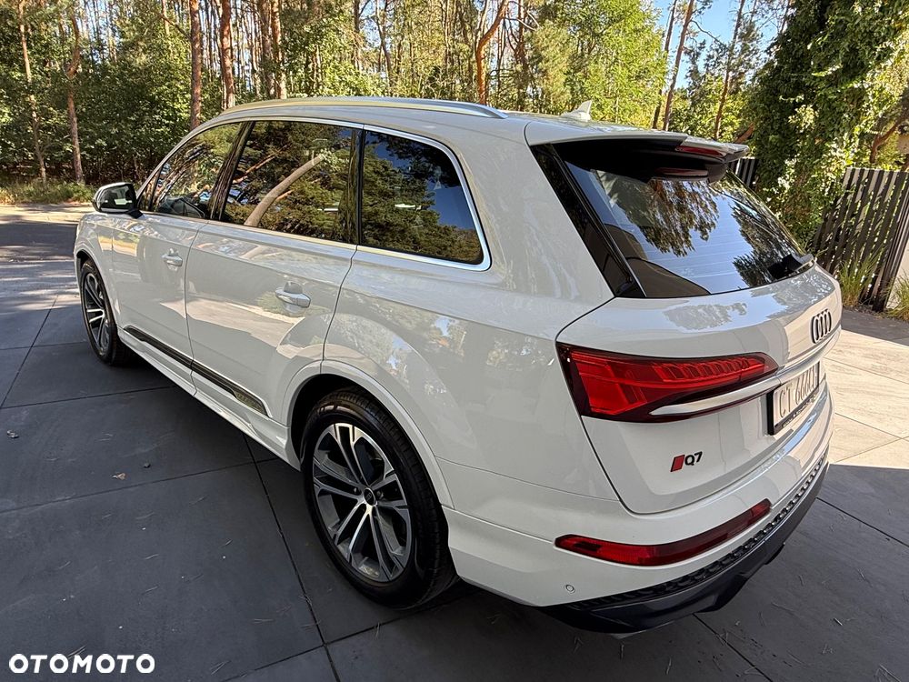 Audi Q7 - 13