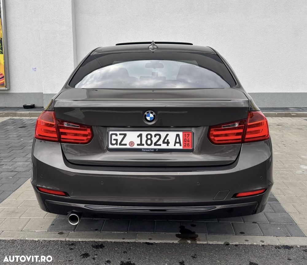 BMW Seria 3 320d Aut. Modern Line - 10