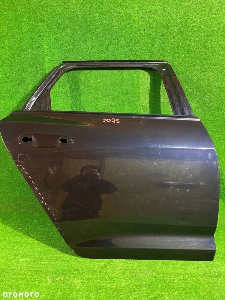 DRZWI TYLNE PRAWE PRAWY TYŁ AUDI A6 C8 18- KOMBI