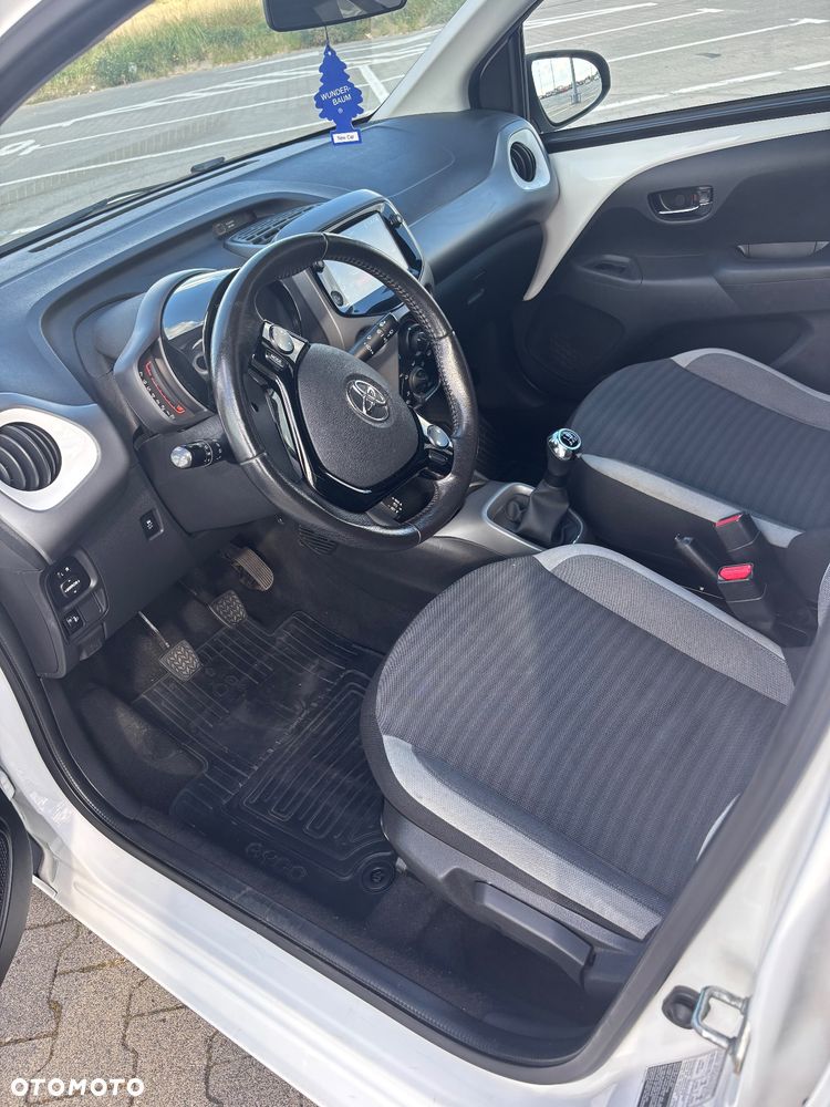 Toyota Aygo 1.0 VVT-i JBL Edition - 9