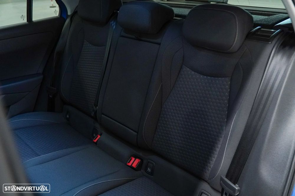 VW T-Roc 1.5 eTSI Life DSG - 13
