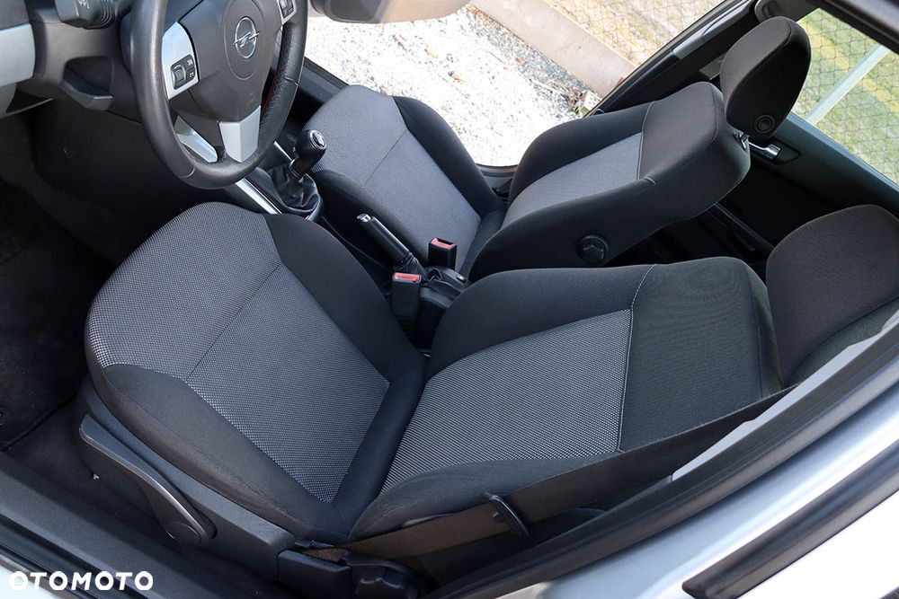 Opel Astra 1.7 CDTI DPF (119g) Innovation - 25