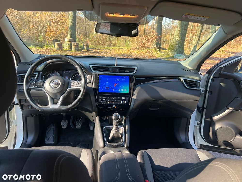 Nissan Qashqai - 22