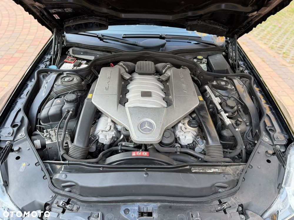Mercedes-Benz SL 63 AMG SPEEDSHIFT MCT - 23