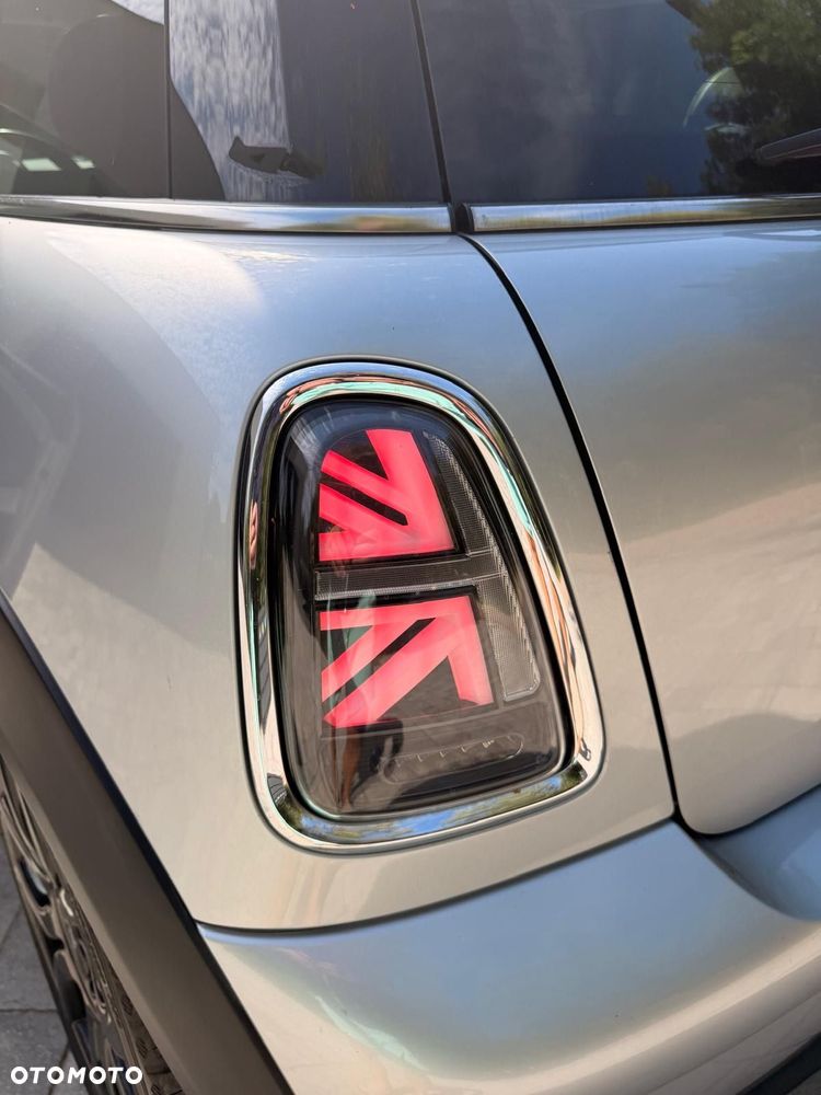 MINI Cooper Standard - 8