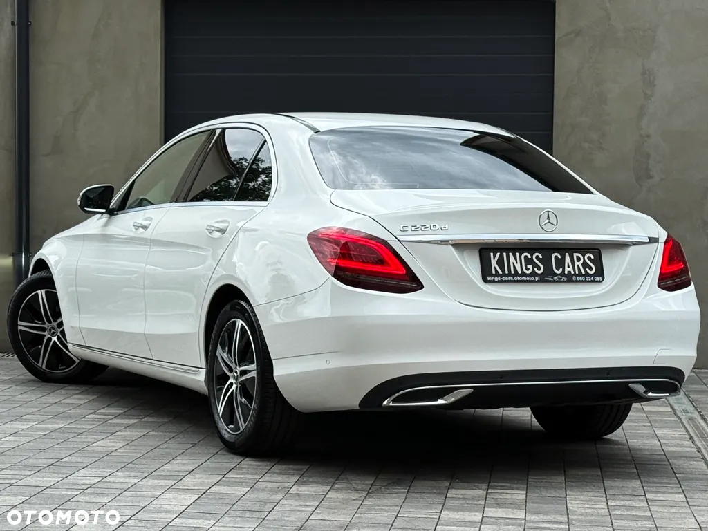 Mercedes-Benz Klasa C 220 d T 9G-TRONIC Exclusive - 26