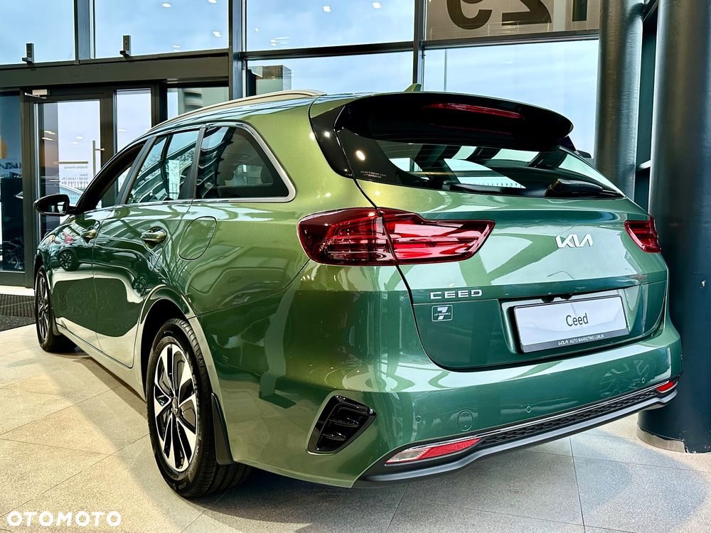 Kia Ceed 1.5 T-GDI M - 5