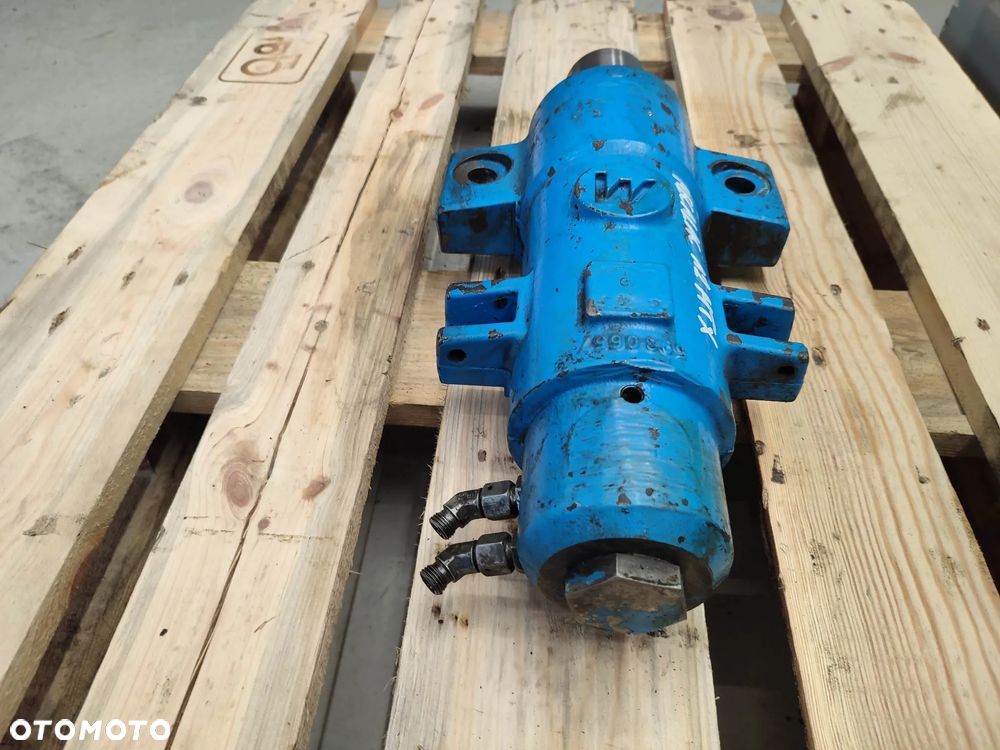 Siłownik stabilizator Mecalac 12 MTX (5930657) - 7