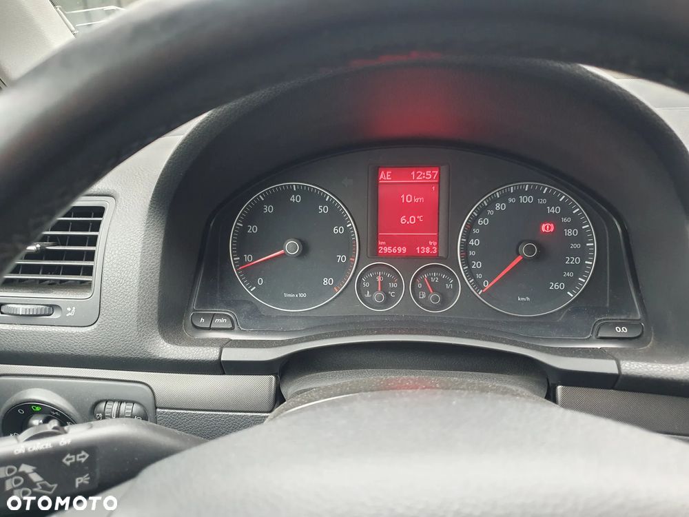 Volkswagen Golf V 1.4 Comfortline - 5