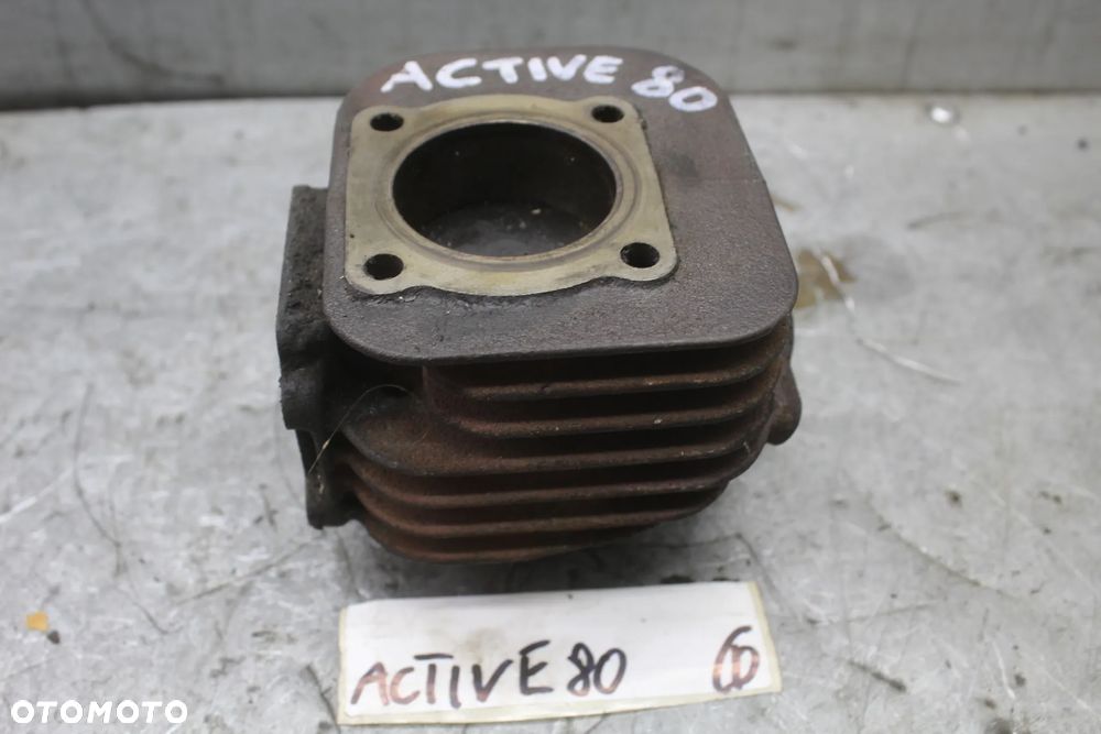 Kymco Activ 80 2t  Cylinder tłok