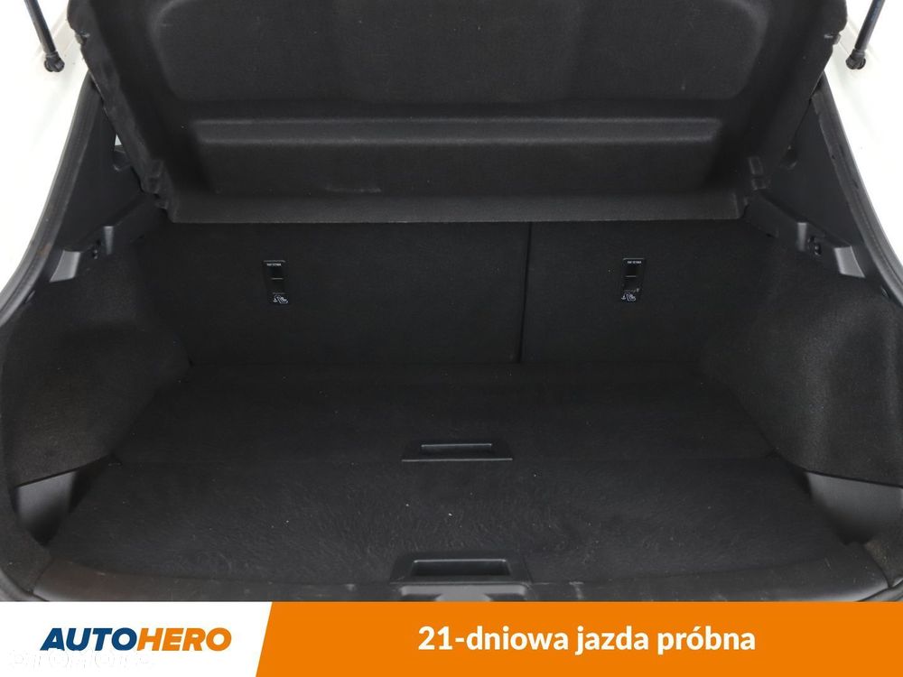 Nissan Qashqai 1.7 dCi 4x4 N-Connecta Xtronic - 18