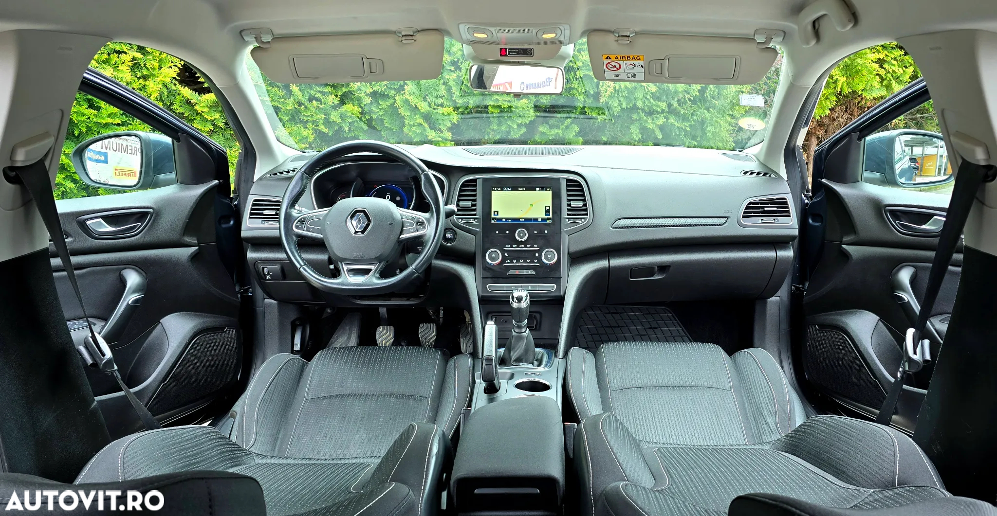 Renault Megane BLUE dCi Zen - 6