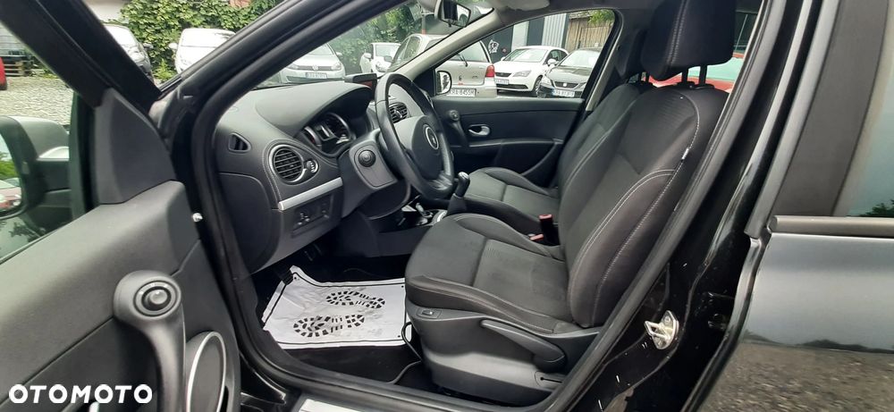 Renault Clio 1.2 16V Dwudziestka Euro5 - 29