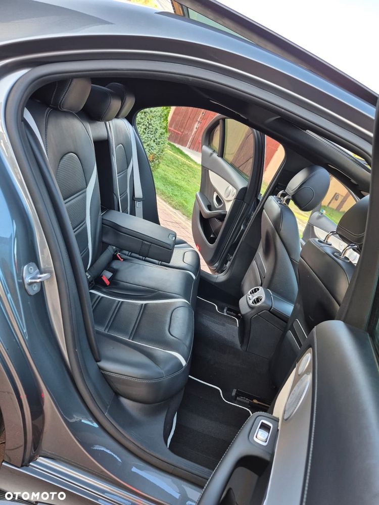 Mercedes-Benz Klasa C AMG 63 S - 22