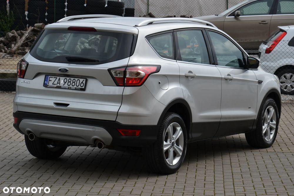 Ford Kuga 2.0 TDCi 4WD Titanium - 11