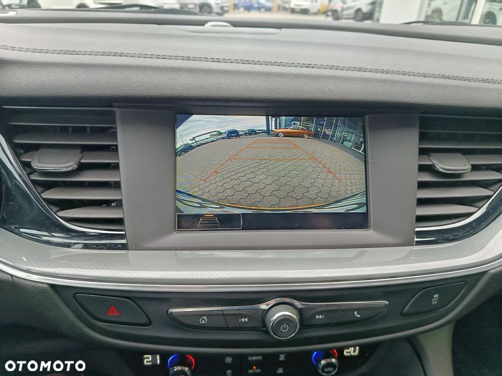 Opel Insignia 1.5 T Enjoy S&S Eco - 8