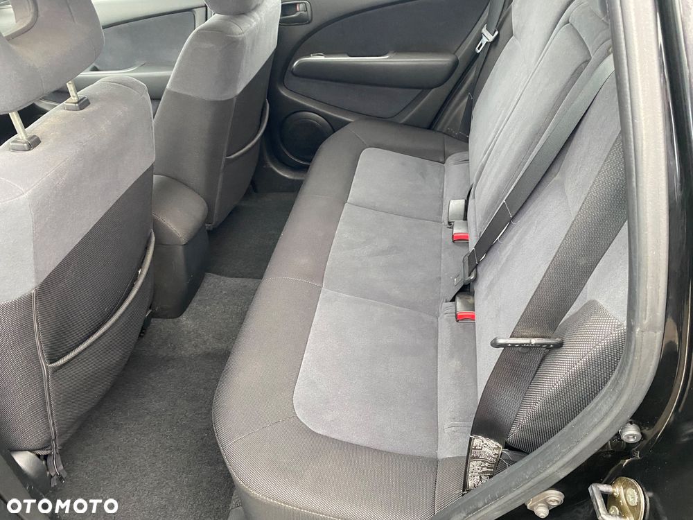 Mitsubishi Outlander 2.0 Comfort 4WD - 24