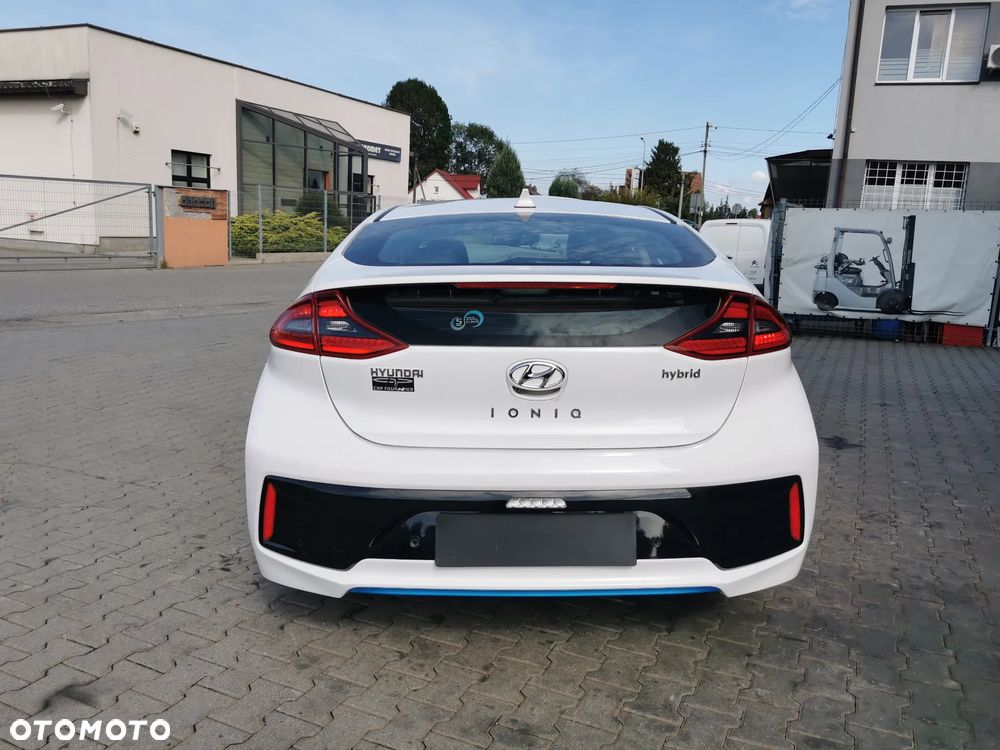 Hyundai IONIQ Hybrid 1.6 GDI Premium - 8