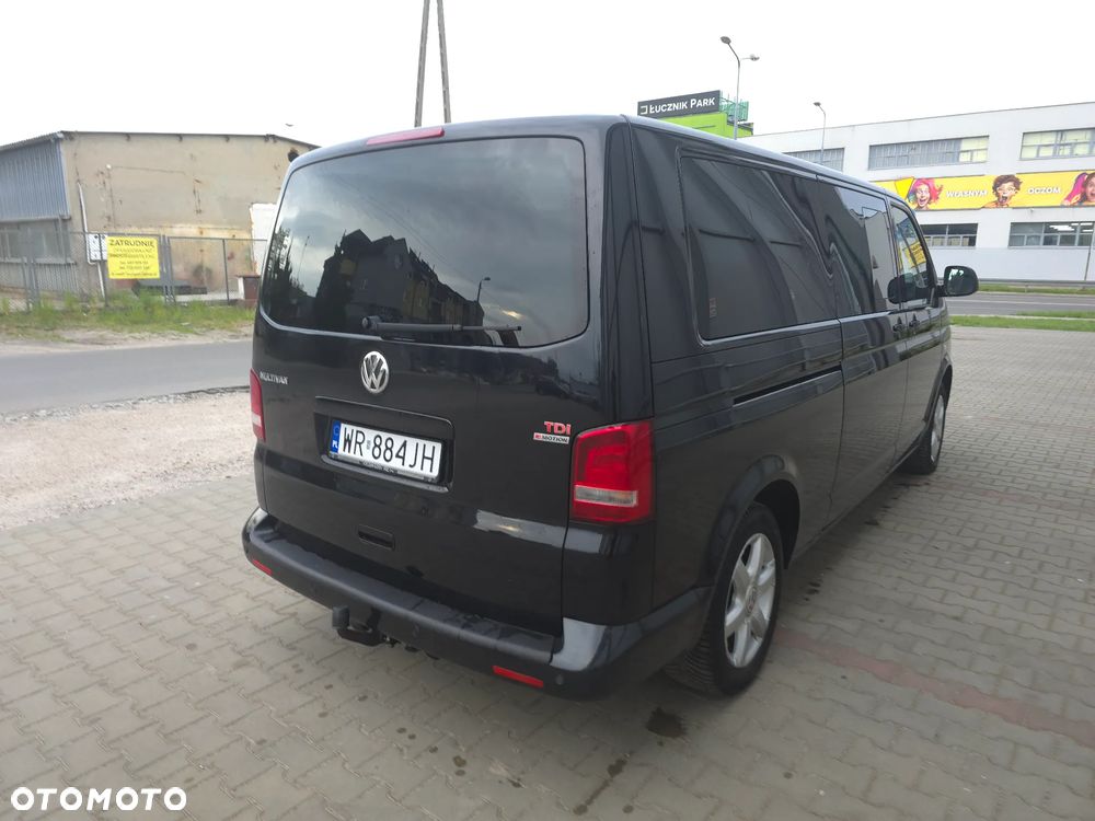 Volkswagen Multivan - 7