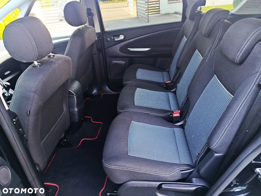 Ford S-Max 2.0 TDCi DPF Trend - 21