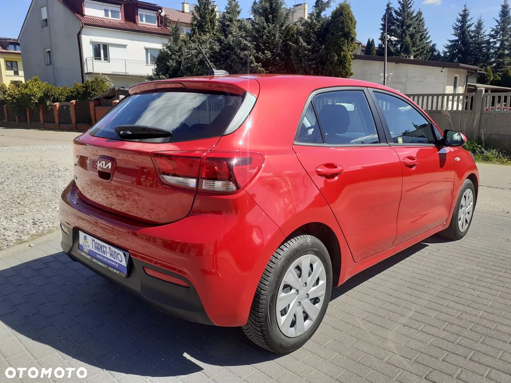 Kia Rio - 6